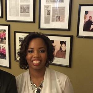 Meet your Posher, Adrienne